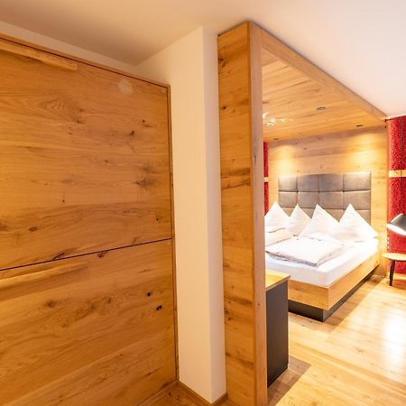 Hotel Hirsch Neu-Ulm Εξωτερικό φωτογραφία